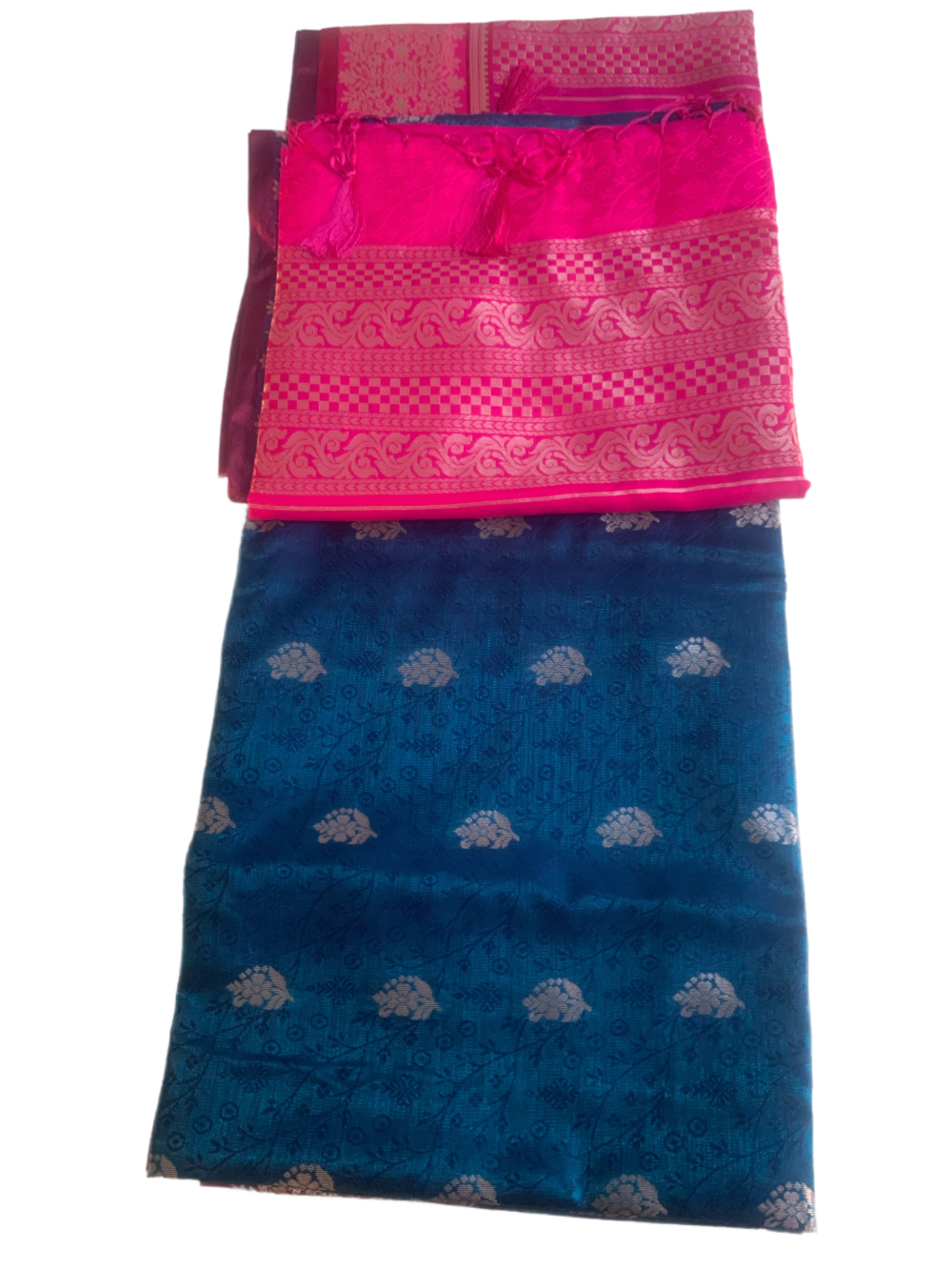 Silk saree with silver border and subtle pink blouse. Beautiful combination of colours - Image 2