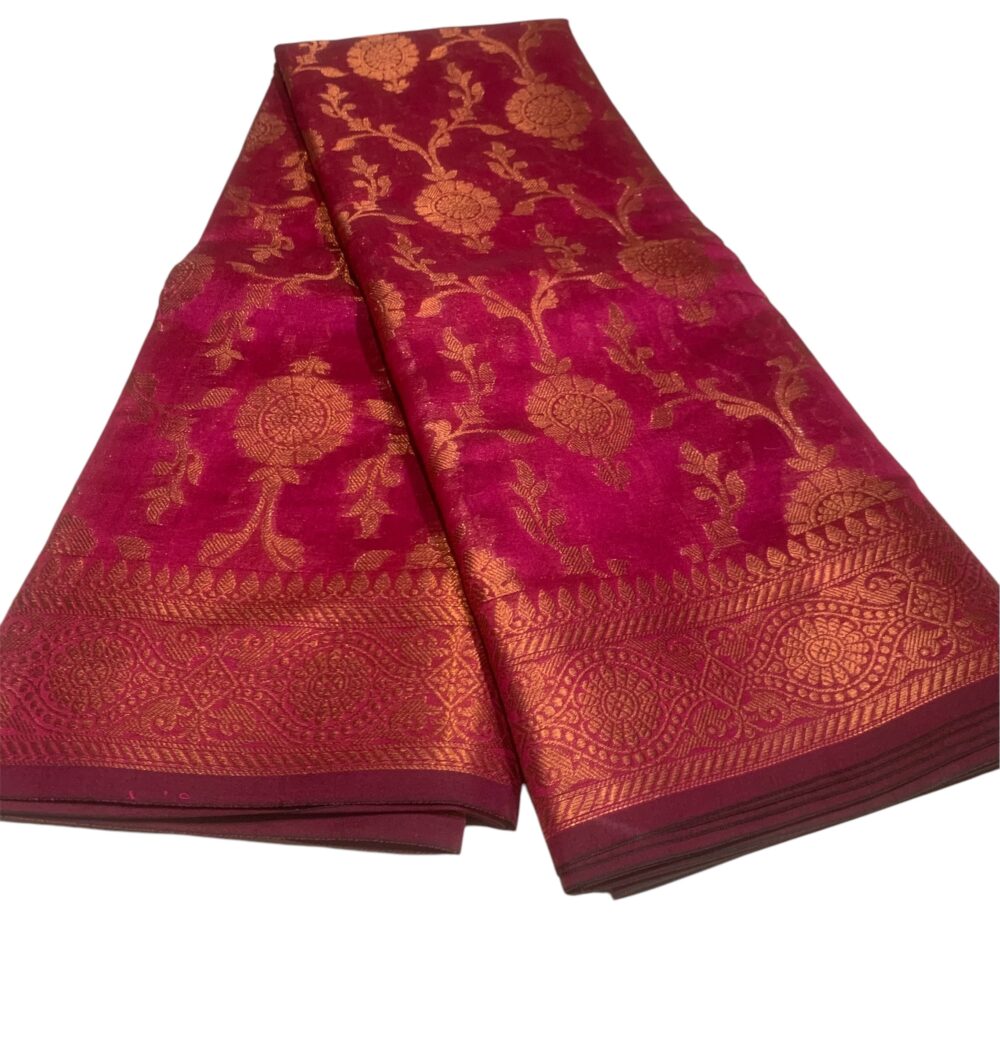 Cotton saree with copper work in pink - Image 2
