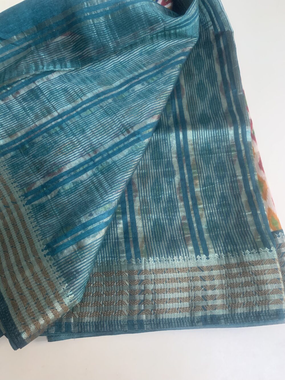 Silk saree with unstitched blouse - Image 2