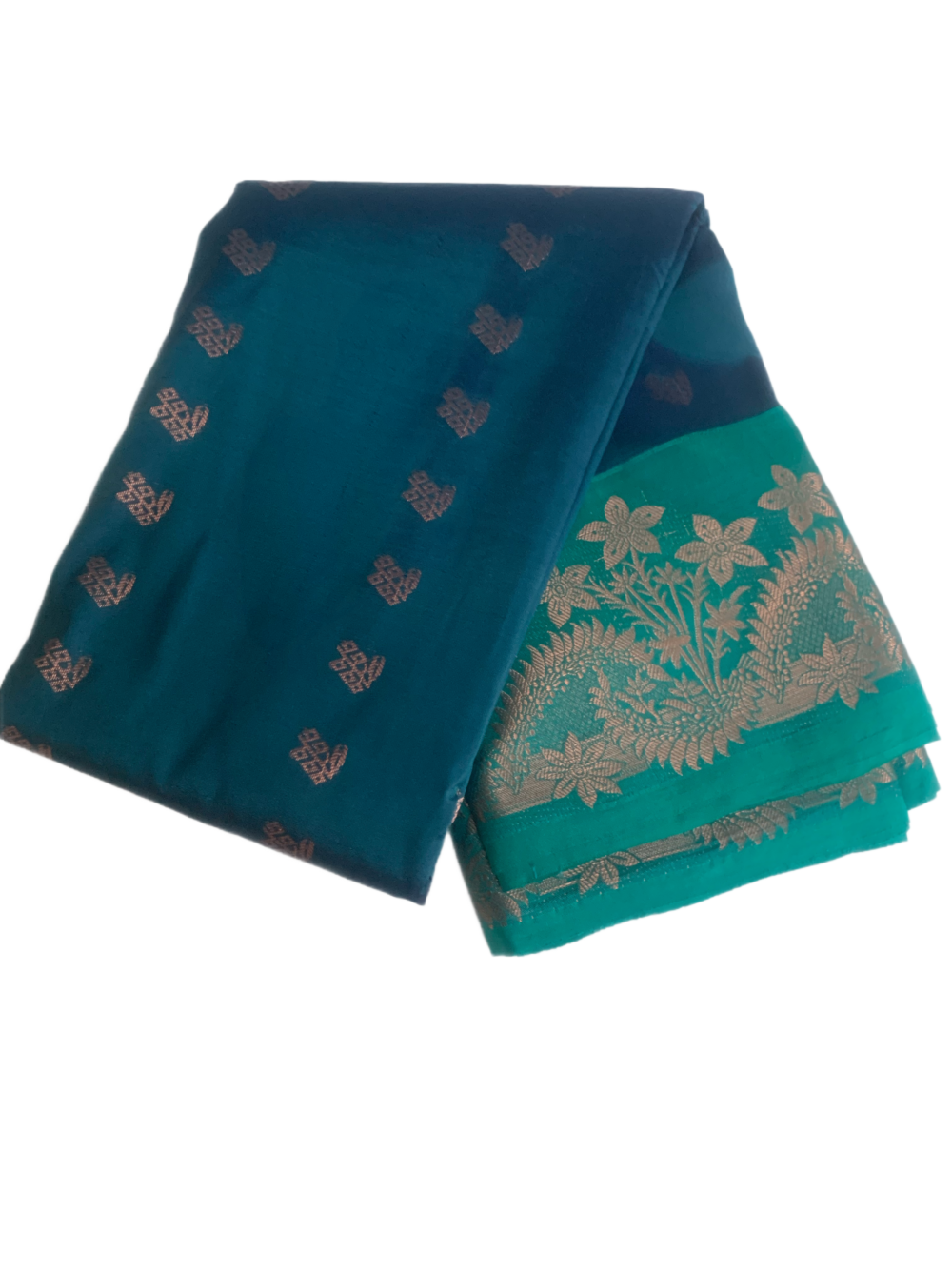 Silk saree in beautiful green and unusual border - Image 2