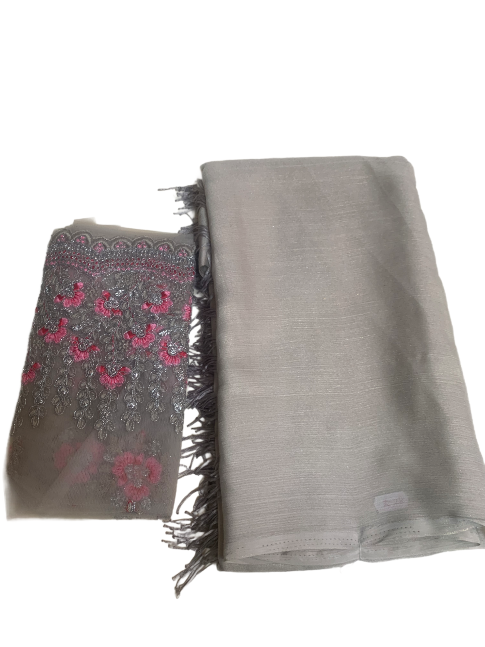 Georgette saree, comes with embroidered blouse piece - Image 5