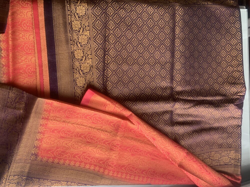 Silk saree with unstitched blouse - Image 3