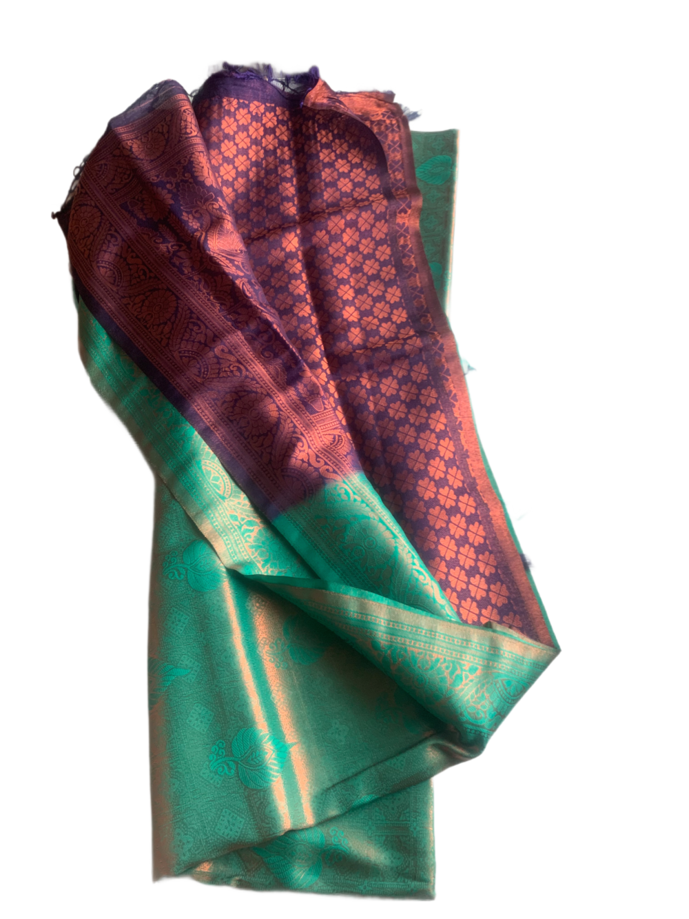 Silk saree with unstitched blouse - Image 4
