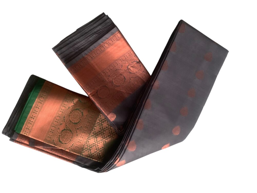 Semi silk saree - Image 3